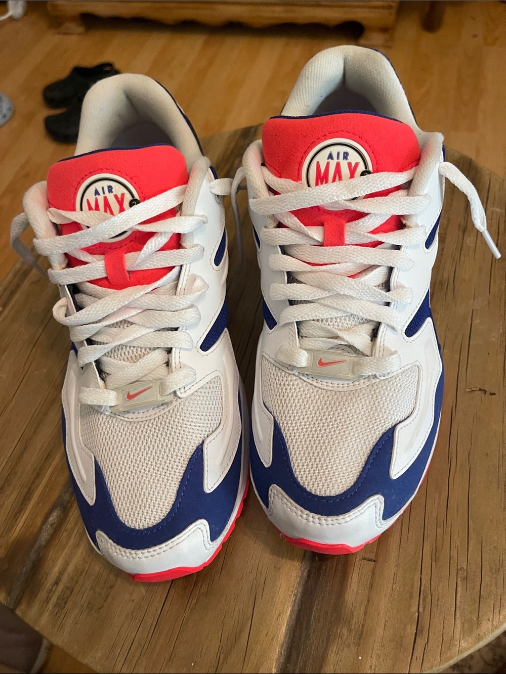 Nike Air Max 2 Light White Ultramarine Solar Red Size 9 Men's AO1741-104